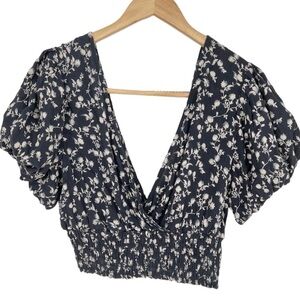 Pookie & Sebastian Ditzy Floral Navy White Bubble Puff‎ Sleeve Crop Top Blouse V